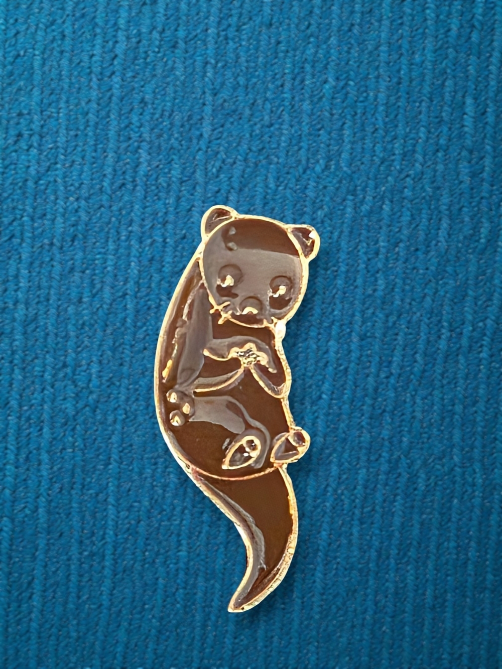 🦦 Brown Enamel Otter Pin with Gold Trim
